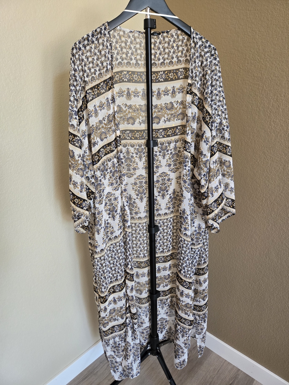 Express Sheer Kimono